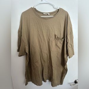 plus size zenana pocket tee *will dewrinkle before shipping*